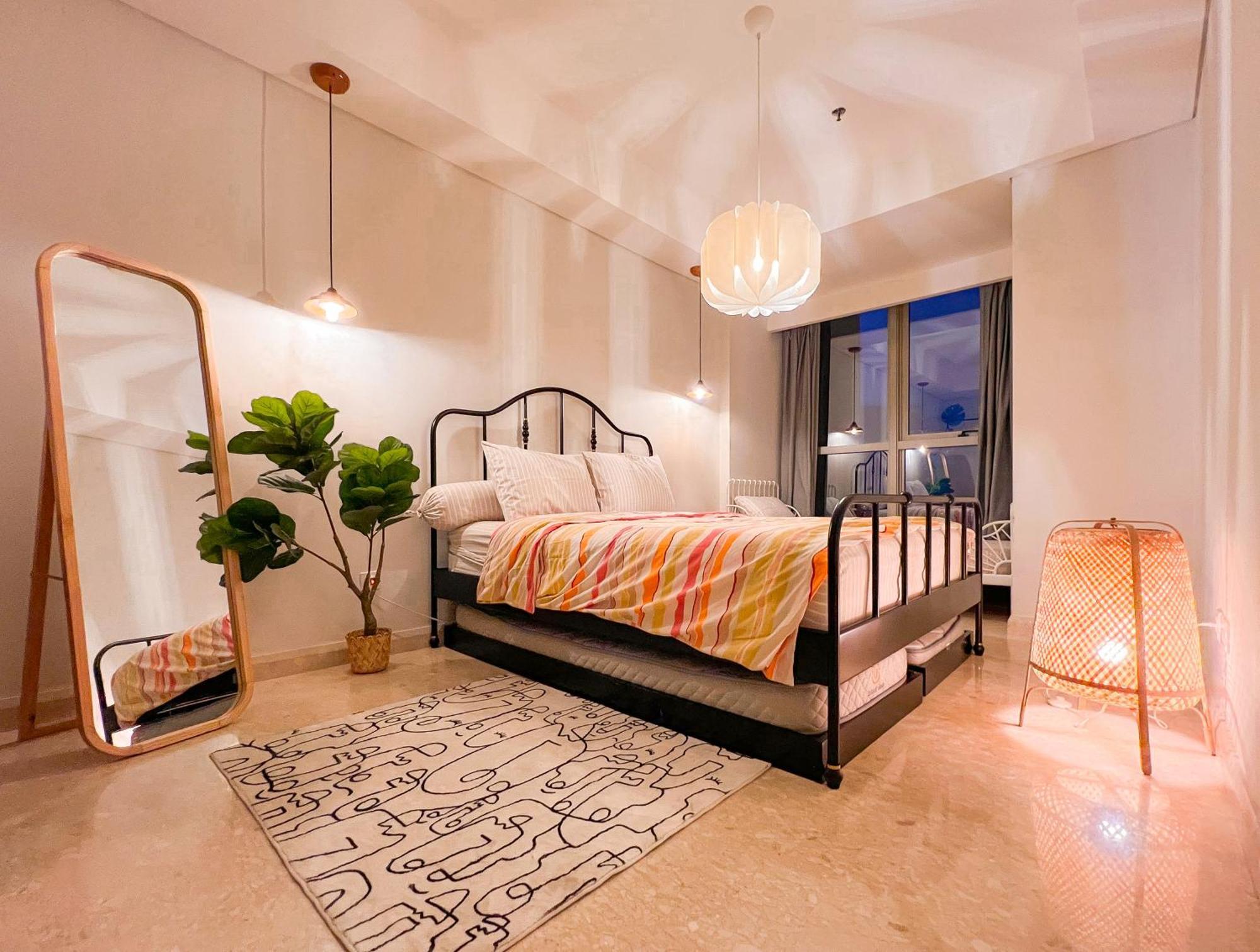 Gold Coast Pik Apartments By Host Jess Jakarta Exterior photo
